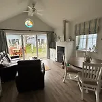 - Beaurepaire House * Filey
