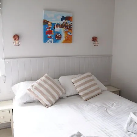 - Beaurepaire House