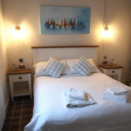 - Beaurepaire House *